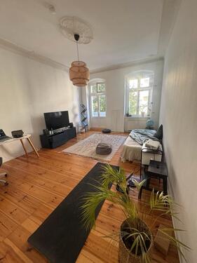 Foto - Bright Altbau Apartment - Fhain - 70m2, 2 rooms, long sublet.