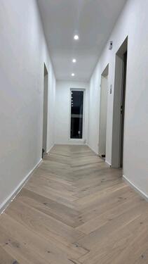 Foto - 5 Zimmer Mehrfamilienhaus, Wohnhaus zum Kaufen in Wettstetten