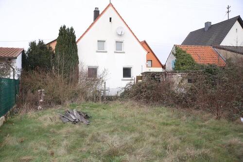 Foto - Einfamilienhaus mit großzügigem Grundstück