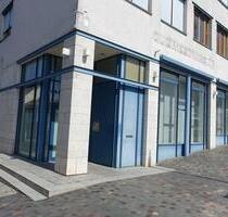 Laden- oder Bürofläche direkt am Marktplatz - Neustrelitz