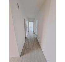 Nähe Mohnspark - zentral und frisch renovierte 3 Zimmer Wohnung - Gütersloh