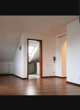 Foto - 3 Zimmer Dachgeschoßwohnung zur Miete in Gerbrunn