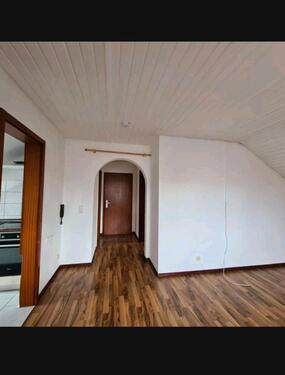 Foto - 3 Zimmer Dachgeschoßwohnung in Gerbrunn