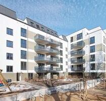 Cosmo Berlin - große 4 Zimmer mit EBK, 2 Bädern und großem Balkon