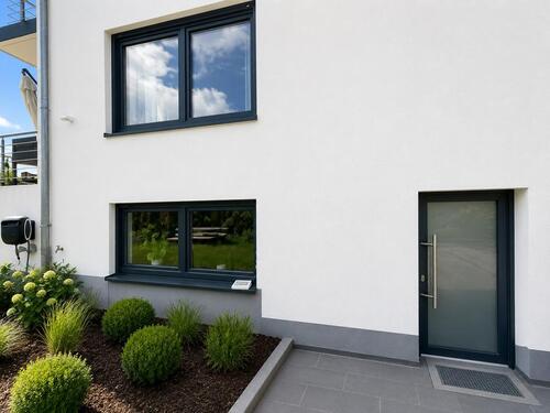 Foto - Wohnung 2 Zimmer Küche Bad - 800,00&nbsp;EUR Kaltmiete, ca.&nbsp; 90,00&nbsp;m&sup2;