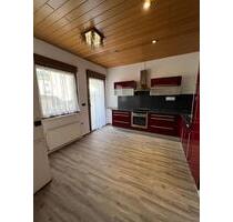 3 ZKB mit EBK und Balkon - 950,00&nbsp;EUR Kaltmiete, ca.&nbsp; 90,00&nbsp;m&sup2; in Rüdesheim am Rhein (PLZ: 65385)