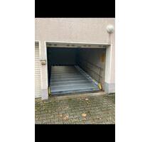 Garage Stellplatz für kleinen oder hinten flachen Wagen - Frankfurt am Main Gallus