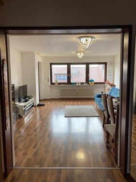 Foto - Provisionsfreie helle 3,5-Zimmer Wohnung mit Balkon + 1 Zimmer