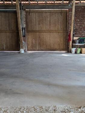 Foto - Stellplatz für Wohnwagen bis 8m in Scheune