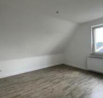 Neue 3 Zimmerwohnung mit Garage in ruhiger Lage zu vermieten - Recklinghausen Grullbad