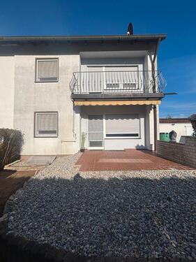 Foto - 4 Zimmer Doppelhaushälfte zur Miete in Uehlfeld