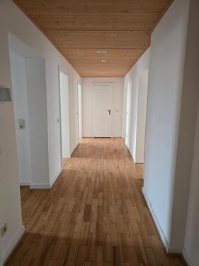Foto - Zentral gelegene 4-Zimmer-Wohnung in SB St. Johann-sofort frei