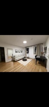 Foto - Helle möblierte 2-Zimmer-Wohnung in ruhiger und zentraler Lage