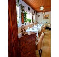 München Maxvorstadt Restaurant mit Terrasse und 1 Zimmer Wohnung