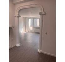 Renovierte 3 Zimmer-Dachgeschosswohnung nähe Barbarossaplatz - Köln Rodenkirchen