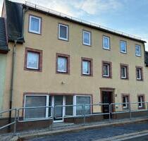 Haus mit 7 Zimmern - 135.000,00&nbsp;EUR Kaufpreis, ca.&nbsp; 180,00&nbsp;m&sup2; in Geringswalde (PLZ: 09326)