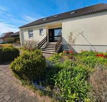 Schöne ruhige 3 Zimmer Wohnung in Zweifamilienhaus zu vermieten - Dransfeld