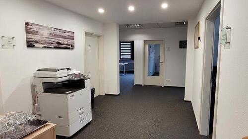 Foto - Moderne Büro-Praxisräume in zentraler Lage Bad König