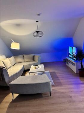 Foto - Moderne Neu Sanierte 3 Zimmer WohnungTageWochenMonat mietbar