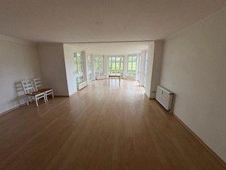 Foto - Schöne große helle Wohnung im Gutshof über drei Etagen