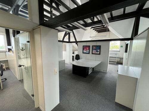 Foto - Flexible Büro-Praxisfläche mit 135 m² - sofort verfügbar & individuell gestaltbar!