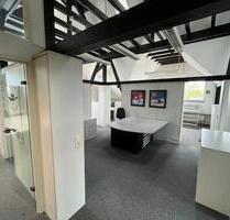 Flexible Büro-Praxisfläche mit 135 m² - sofort verfügbar & individuell gestaltbar! - Solingen Wald