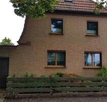 EFH mit großem Grundstück - 230.000,00&nbsp;EUR Kaufpreis, ca.&nbsp; 180,00&nbsp;m&sup2; in Haldensleben (PLZ: 39340)