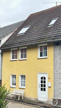 Foto - Einfamilienhaus zum Kaufen - 110.000,00&nbsp;EUR Kaufpreis, ca.&nbsp; 120,00&nbsp;m&sup2;