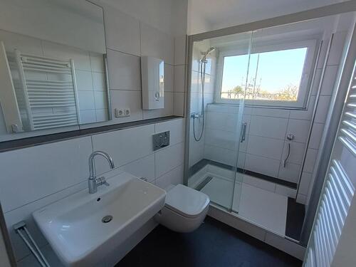 Foto - Domblick als Bonus vom Balkon aus - 74m² mit Echtholz-Parkettboden und weitere