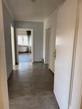 Foto - 2 ZKB 76m² Mietwohnung mit großem Südbalkon in ruhiger Lage 33659