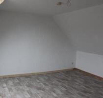 Schöne kleine Dachgeschosswohnung in Allstedt