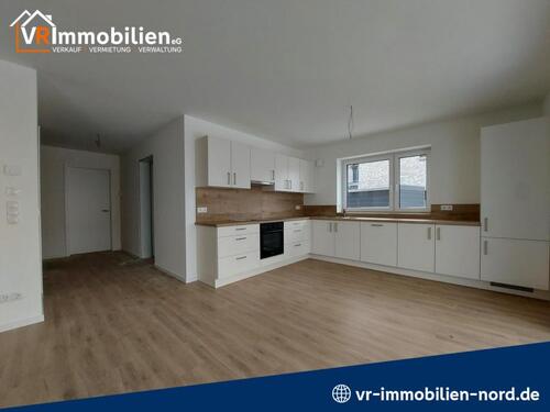 Foto - Hochwertige, barrierefreie 3-Zimmer-Wohnung mit Terrasse, Garten und zwei PKW-Stellplätzen