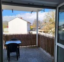 2 Zimmer-Wohnung in Riedstadt-Leeheim in Ortsrandlage mit Einbauk