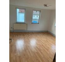 6 Zimmer zu vermieten - 1.450,00&nbsp;EUR Kaltmiete, ca.&nbsp; 110,00&nbsp;m&sup2; in Pleidelsheim (PLZ: 74385)