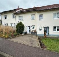 Freundliches 5-Zimmer-Reihenmittelhaus - Günzburg