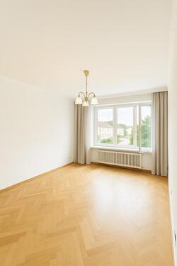 Foto - Zu vermieten 2,5 Zimmer Wohnung + eigene Garage