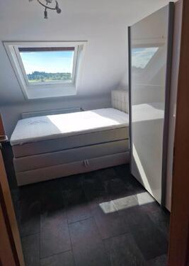 Foto - 2.5 Zimmer Dachgeschoßwohnung zum Kaufen in Baltmannsweiler