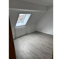 Hübsche 3 Zimmer Dachgeschosswohung in Altbau - Hunderdorf