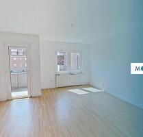 Helle und großzügig geschnittene 3-Zimmer-Wohnung mit BALKON - Emden
