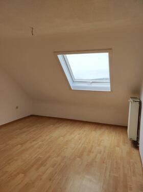 Foto - 2 Zimmer Dachgeschoßwohnung zur Miete in Völklingen