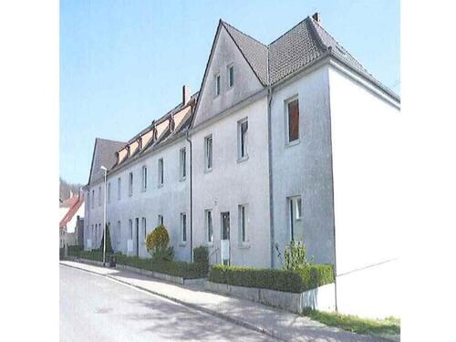 Foto - Frisch renovierte 2-Zimmer-Wohnung in zentraler Lage ab Juni zu vermieten!