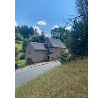 Einfamilienhaus mit großem Grundstück und Bachlauf - Annaberg-Buchholz