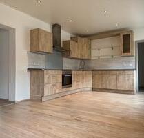 Helle 4-Zimmer-Wohnung mit Küche und Bad - Bechhofen