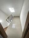 Foto - Helle 2-Zimmer DG-Wohnung mit Fußbodenheizung & EBK , ruhige Lage