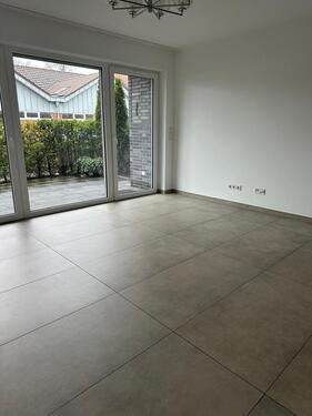 Foto - Zentrale, moderne Erdgeschosswohnung mit Terrasse & Stellplatz