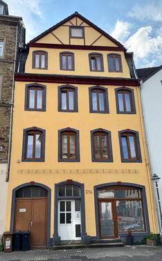 Foto - Mehrfamilienhaus mit Ladenlokal – kernsaniert, denkmalgeschützt