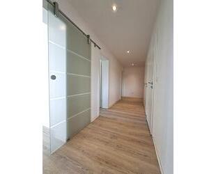aufwendig sanierte 3 Zimmerwohnung, nahe Klinikum, Erstbezug, - Bayreuth Altstadt
