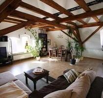 Charmante Dachgeschosswohnung in Essenheim - Ober-Olm