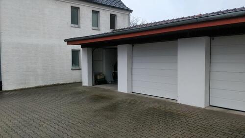 Foto - Garage Stellplatz in Garage mit autom. Rolltor ab sofort frei