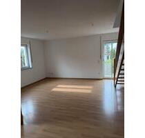 Helle 3-Zimmer-Eigentumswohnung mit EBK, Balkon & Tiefgaragenstel - Frontenhausen